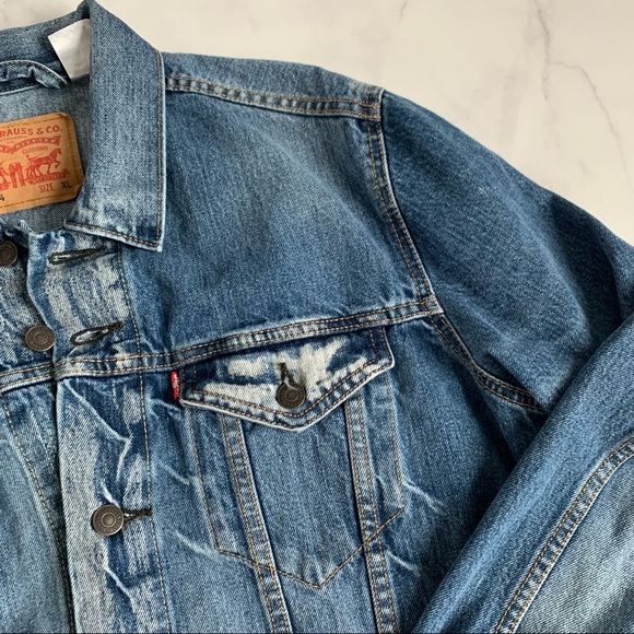 Levi's Blue Denim Jacket - Picture 3 of 13
